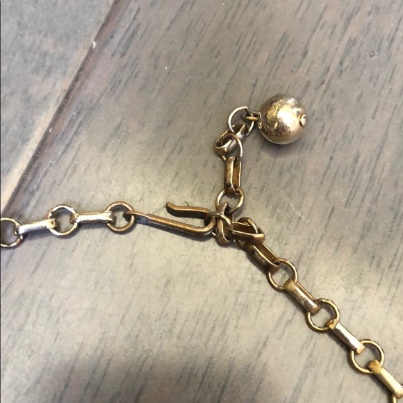 Vintage red necklace & earrings. - Picture 4 of 5